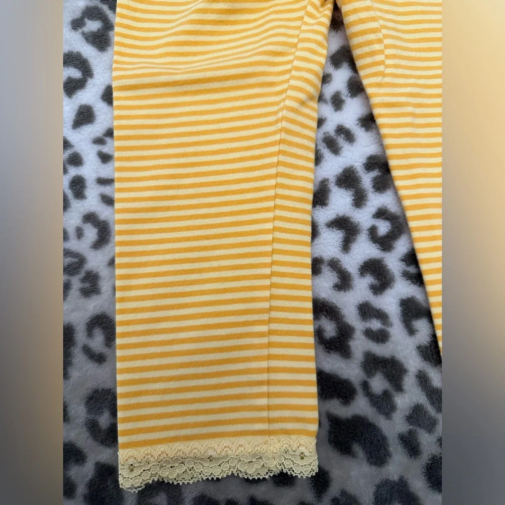 babyGap Striped Leggings with Lace Trim in Yellow Size Toddler 3 Years
